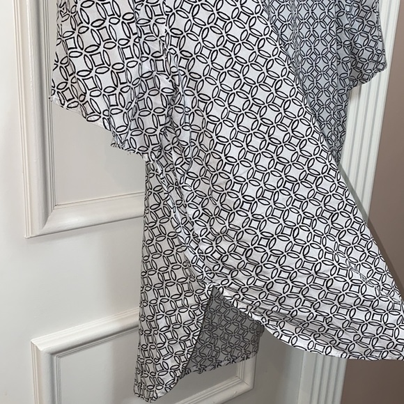 Hollister blouse - Picture 2 of 4